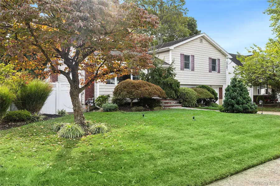 2217 Fir Street, Wantagh, NY 11793 - Image #2