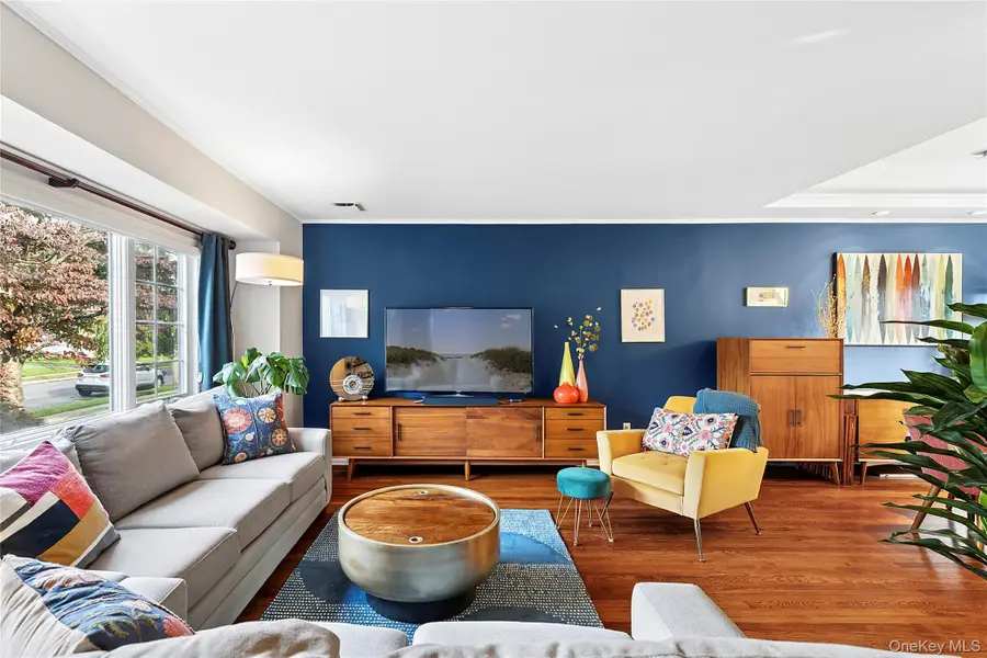 2217 Fir Street, Wantagh, NY 11793 - Image #3