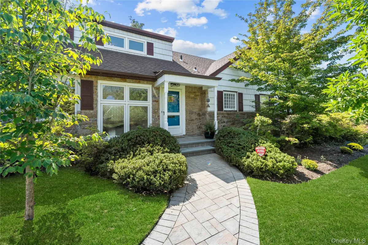 1 Willow Lane, Hewlett Harbor, NY 11557 - Image #1