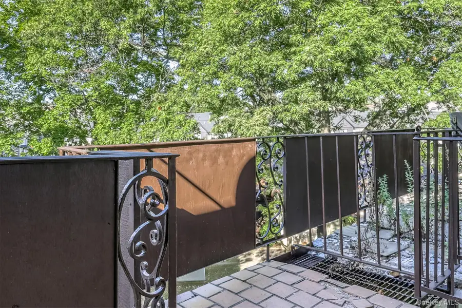 220 Kearsing Parkway #F, Monsey, NY 10952 - Image #2