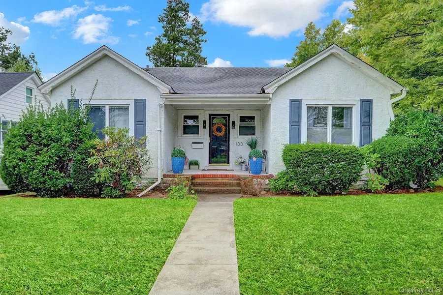 133 Nassau Avenue, Malverne, NY 11565 - Image #2