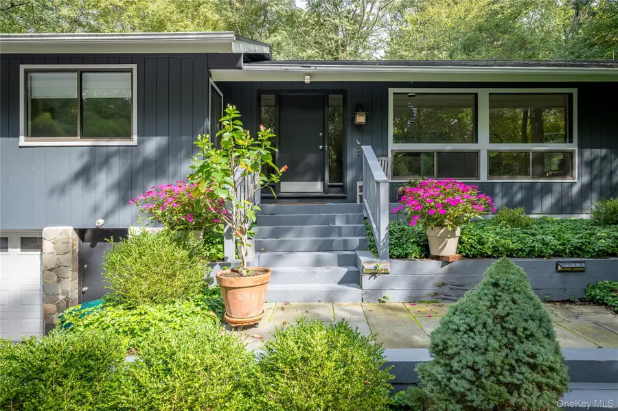 29 Alice Road, Mount Kisco, NY 10549 - Image #2