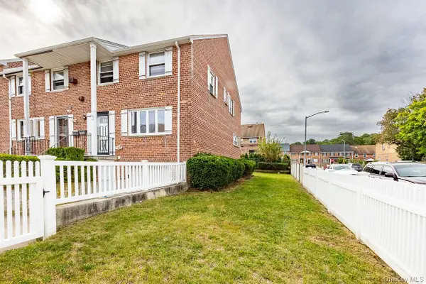 240-02 65th Avenue, Little Neck, NY 11362