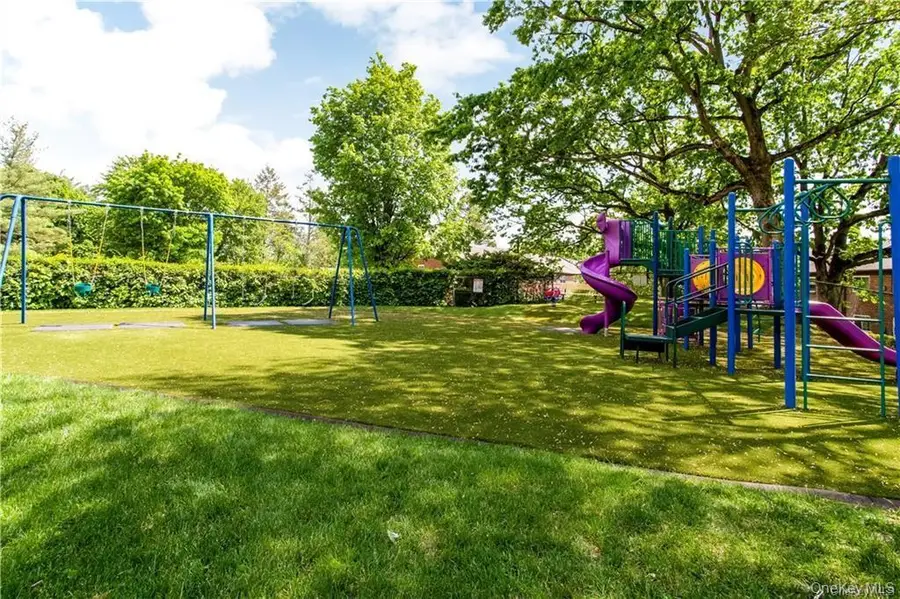 182 Pinewood Road #23, Hartsdale, NY 10530 - Image #2