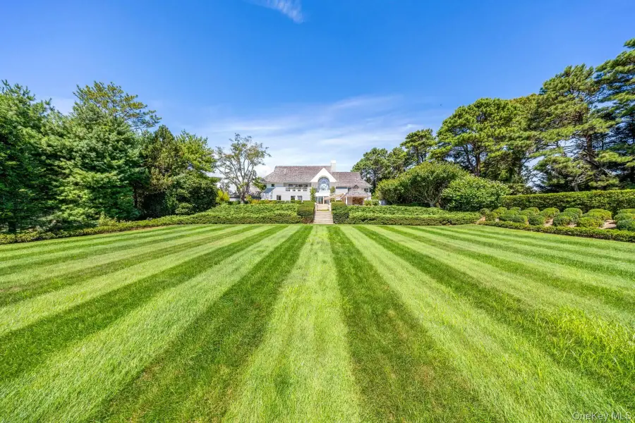 20 Hillside Road, Southampton, NY 11968 - Image #2