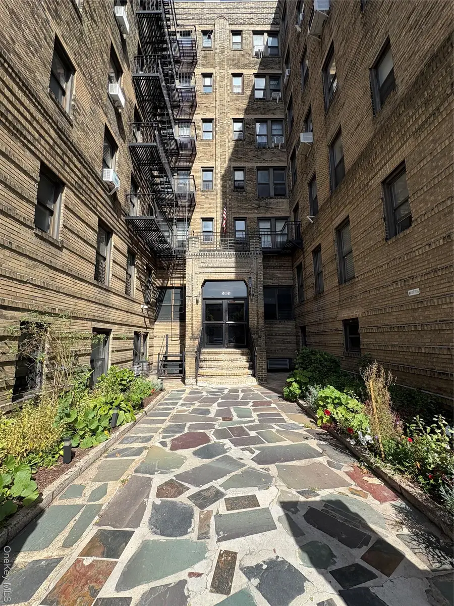 5005 43rd Avenue #5H, Woodside, NY 11377 - Image #3