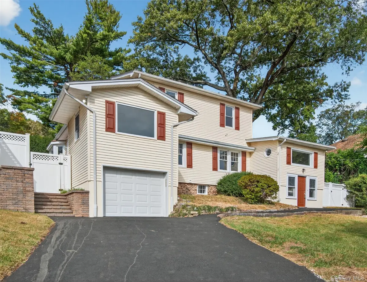 63 Lindbergh Lane, New City, NY 10956 - Image #1