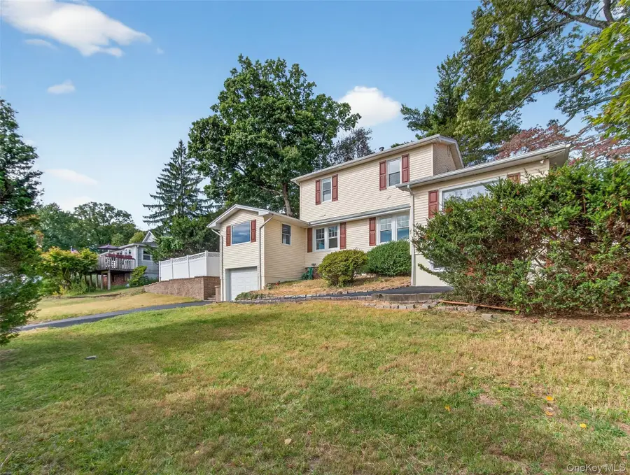 63 Lindbergh Lane, New City, NY 10956 - Image #3