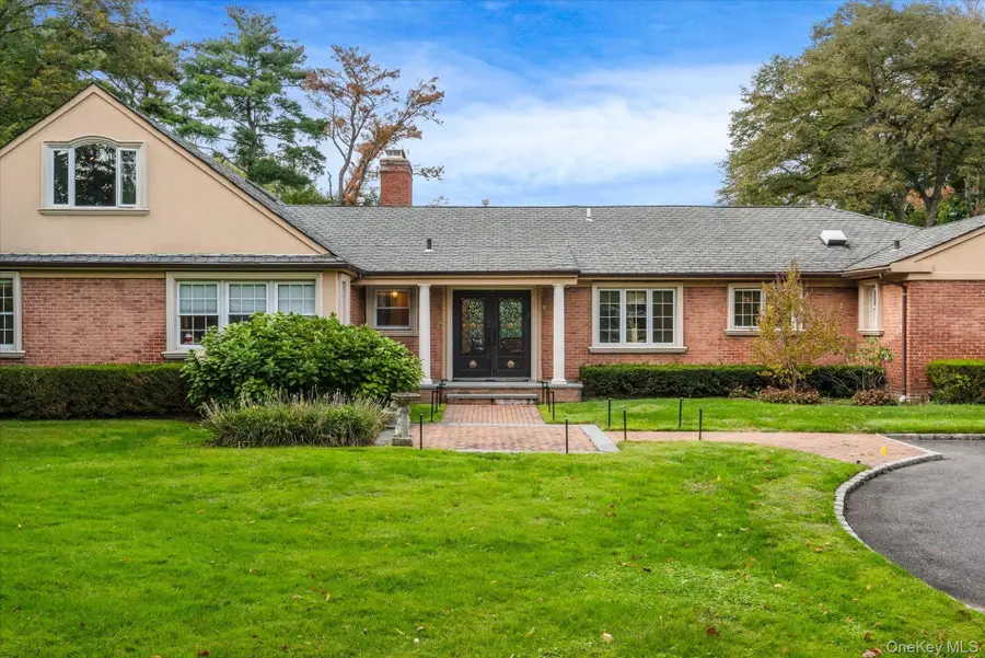 532 E Shore Road, Great Neck, NY 11024 - Image #3