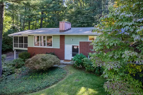 8 Bykenhulle Road, Hopewell Junction, NY 12533