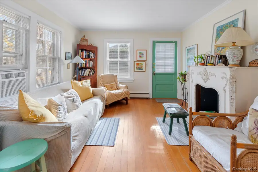 197 W Prospect Street, Southampton, NY 11968 - Image #3