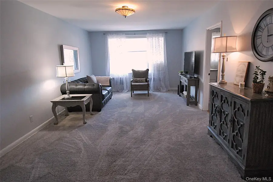 1 Sadore Lane #6H, Yonkers, NY 10710 - Image #2