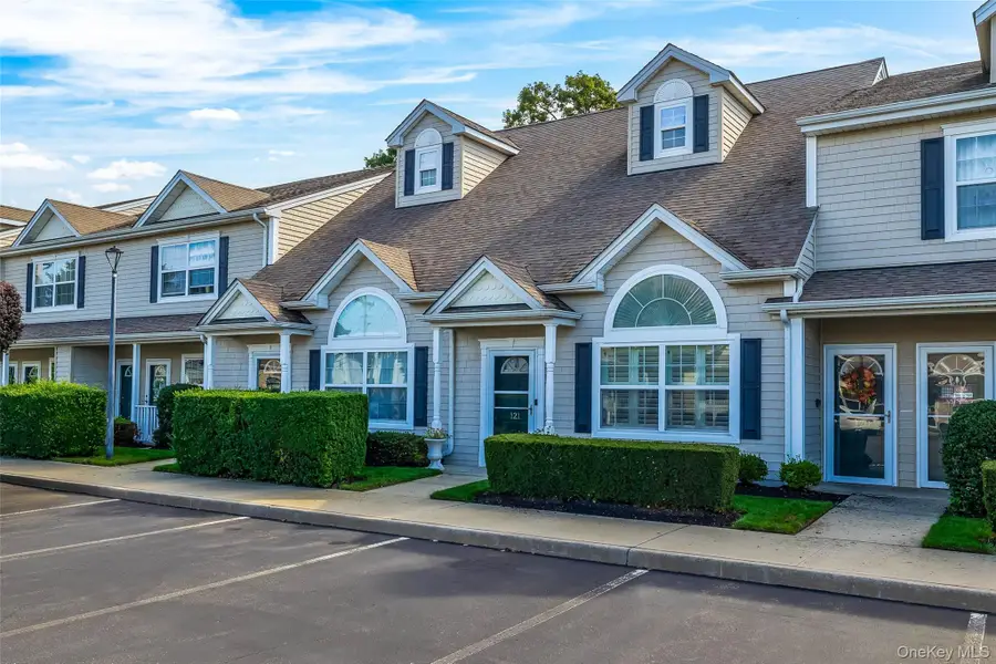 121 Willow Lane, Valley Stream, NY 11580 - #2