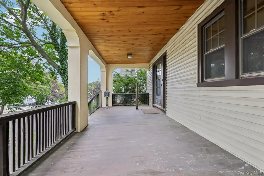 24 Gilbert Place, Yonkers, NY 10701 - Image #3