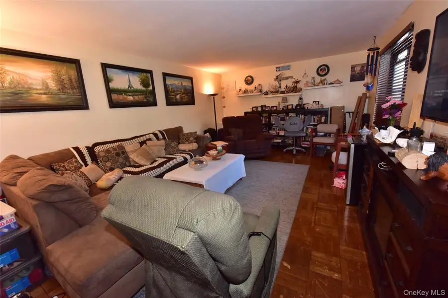 202-35 Foothill Avenue #B24, Hollis, NY 11423 - Image #3