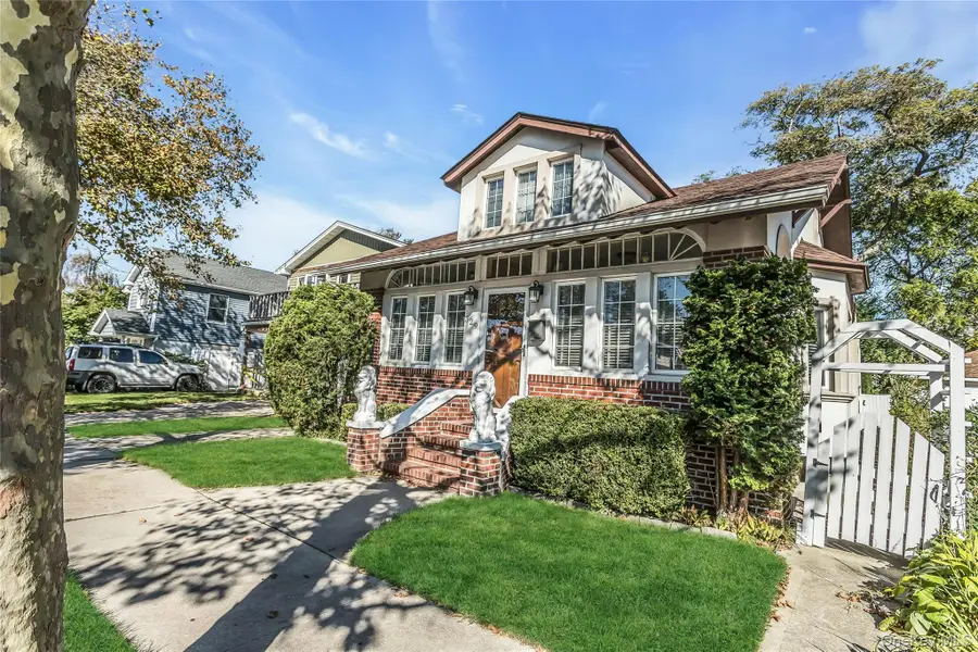 329 E Hudson Street, Long Beach, NY 11561 - Image #3