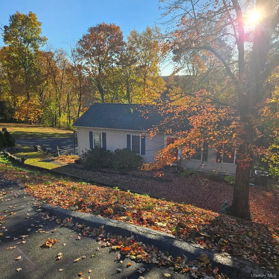 58 Tamarack Hill Drive, Poughkeepsie, NY 12603 - Image #2