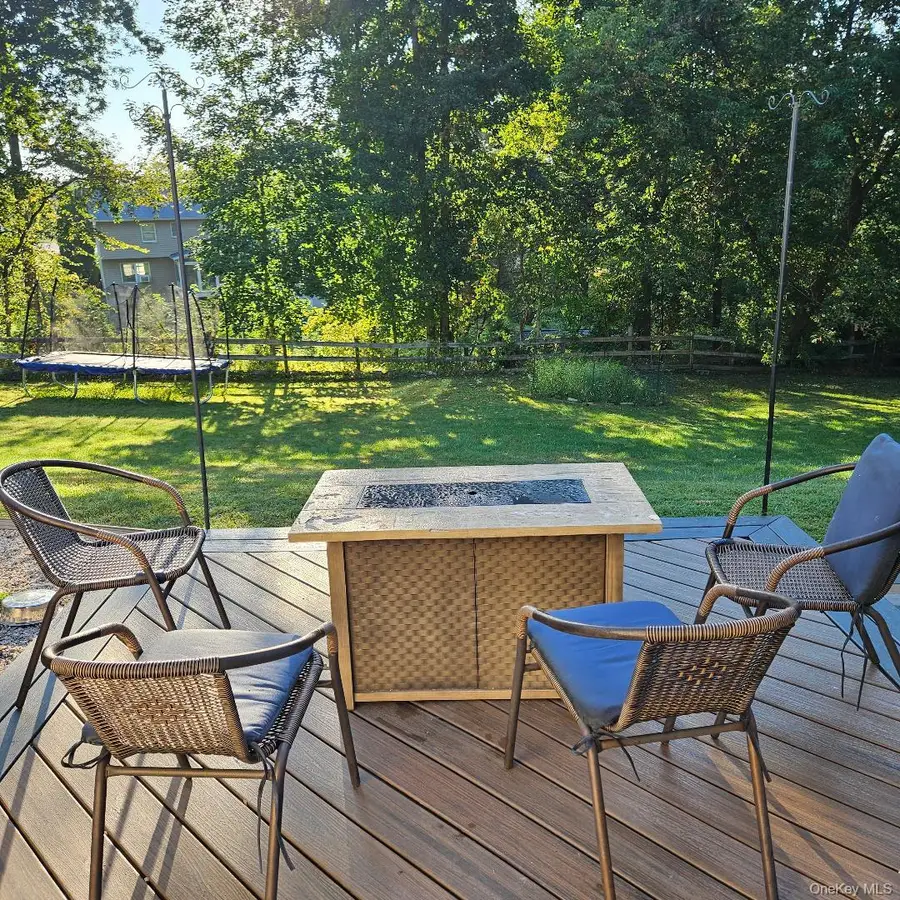 58 Tamarack Hill Drive, Poughkeepsie, NY 12603 - Image #3