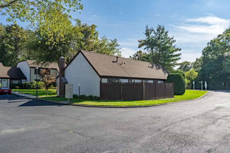 72 Gauguin Court Gauguin Court #72, Middle Island, NY 11953 - Image #3