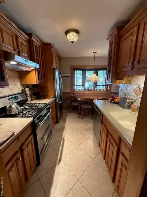 1019 Vincent, Bronx, NY 10465 - Image #3