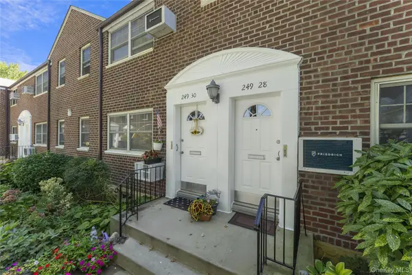 249-30 63rd Avenue #4-1275, Little Neck, NY 11362