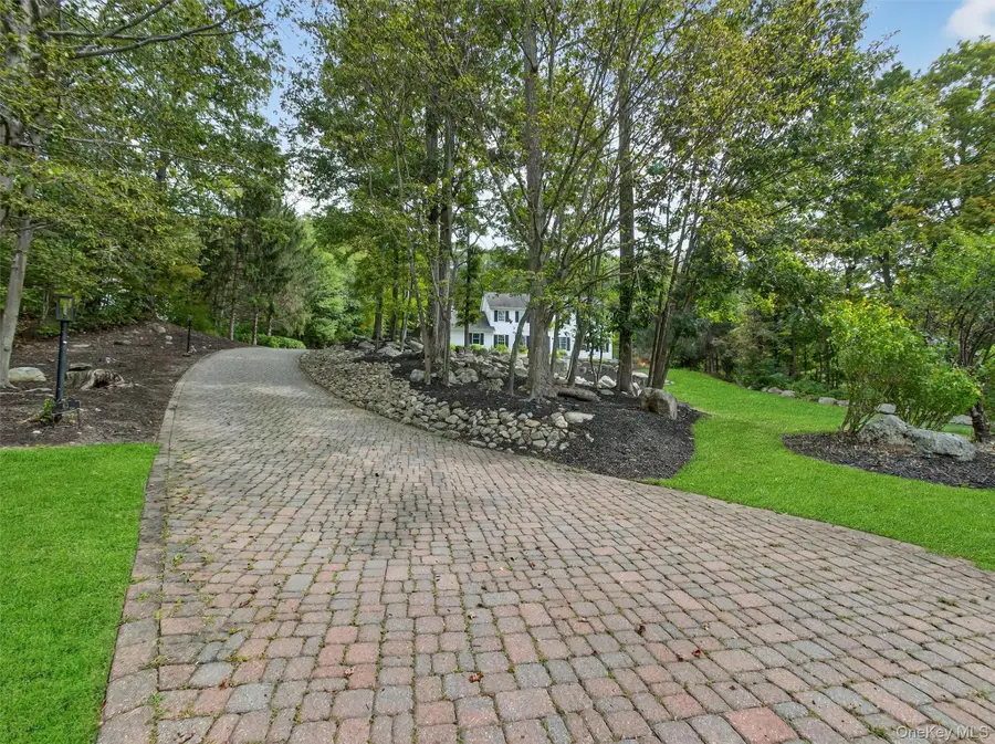 62 Salierno Road, Tuxedo Park, NY 10987 - Image #3
