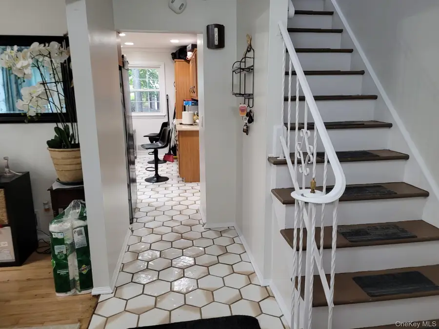 16 Ellen Street, New City, NY 10956 - Image #2