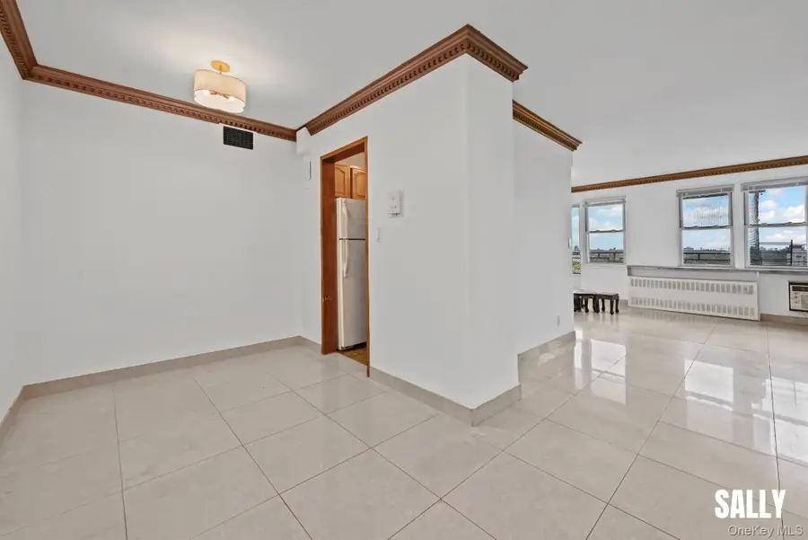 138-10 Franklin Avenue #12A, Flushing, NY 11355 - Image #2