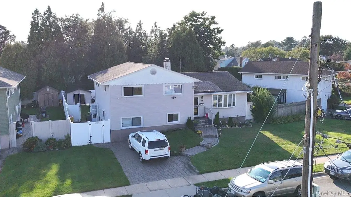 58 Narcissus Avenue, Hicksville, NY 11801 - Image #1