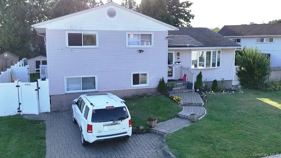 58 Narcissus Avenue, Hicksville, NY 11801 - Image #2