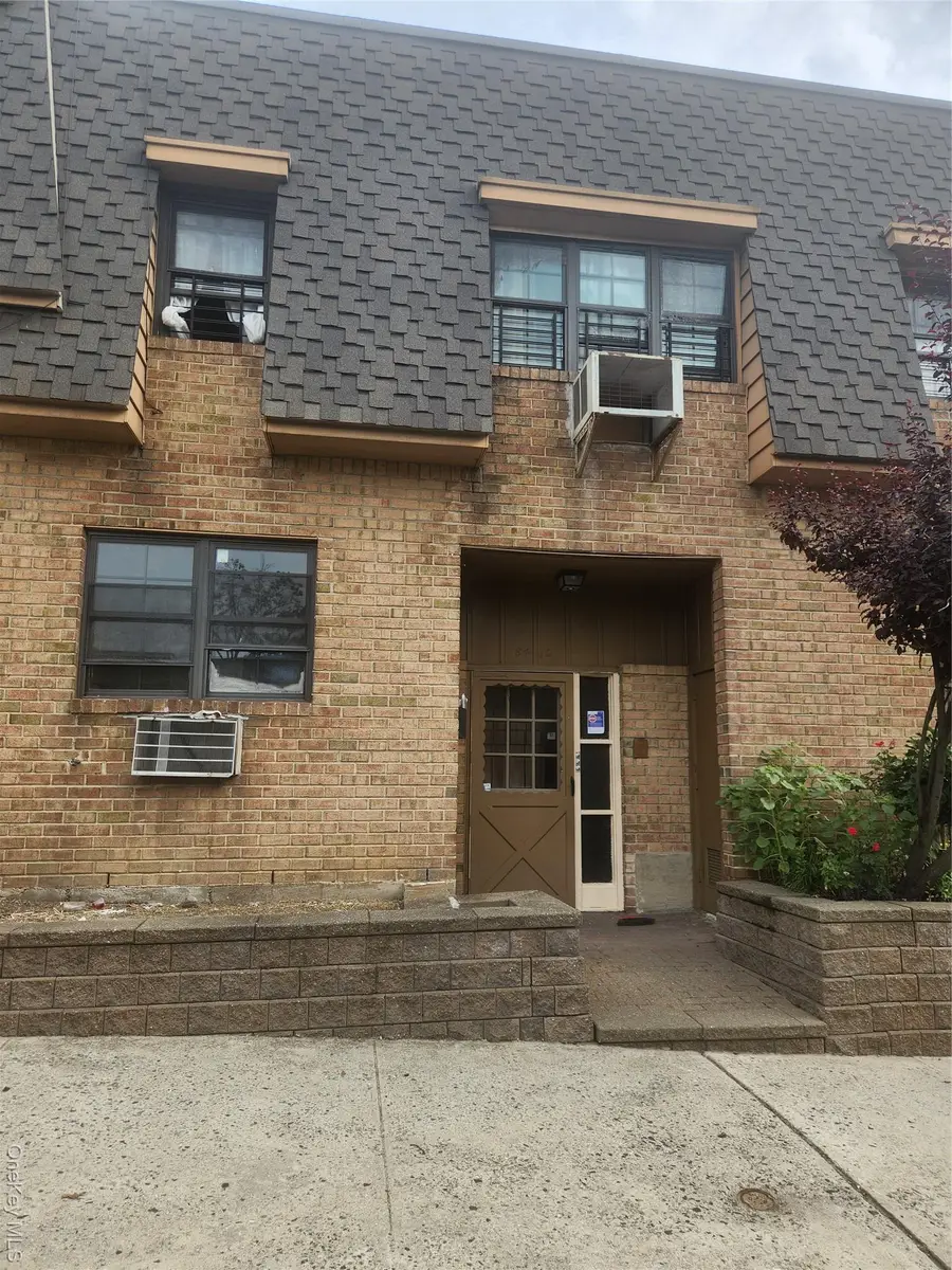 8412 98th Street #34, Woodhaven, NY 11421 - Image #2