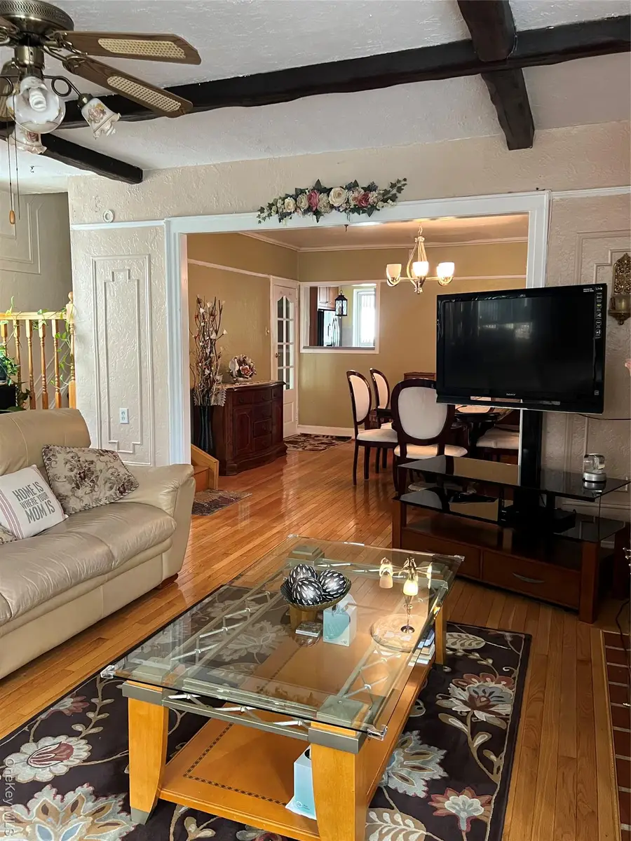 8935 210th Place, Queens Village, NY 11427 - Image #3