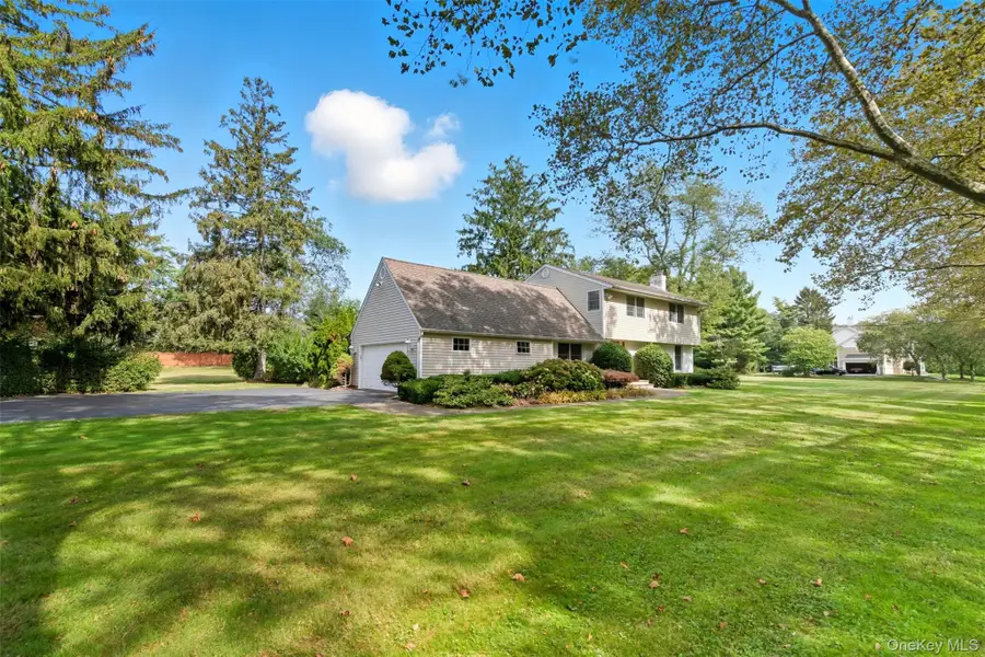 9 Snowball Drive, Cold Spring Harbor, NY 11724 - Image #2