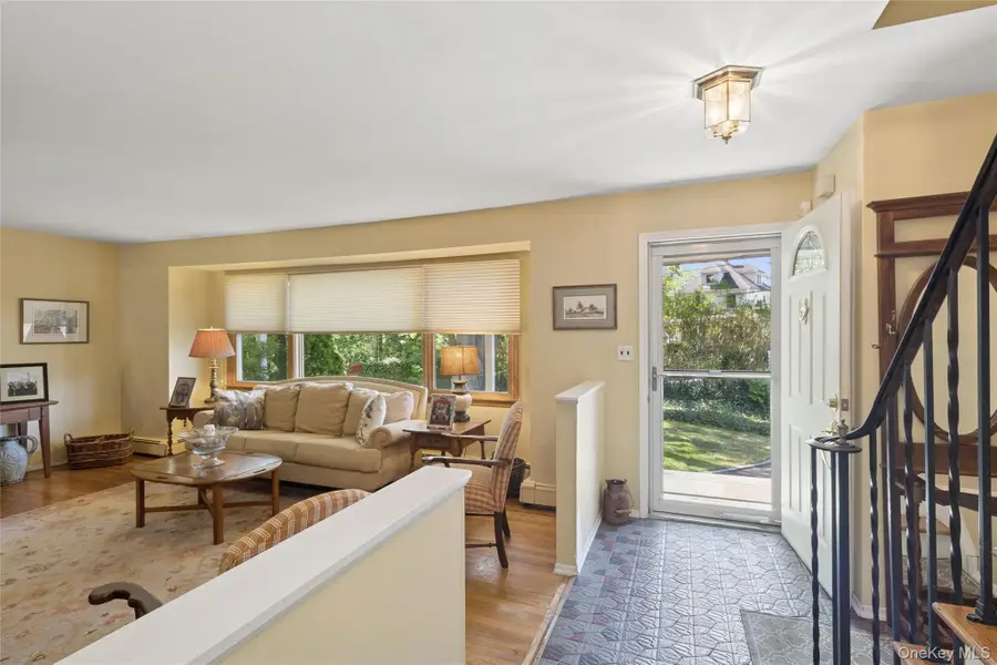 126 Carley Avenue, Huntington, NY 11743 - Image #3