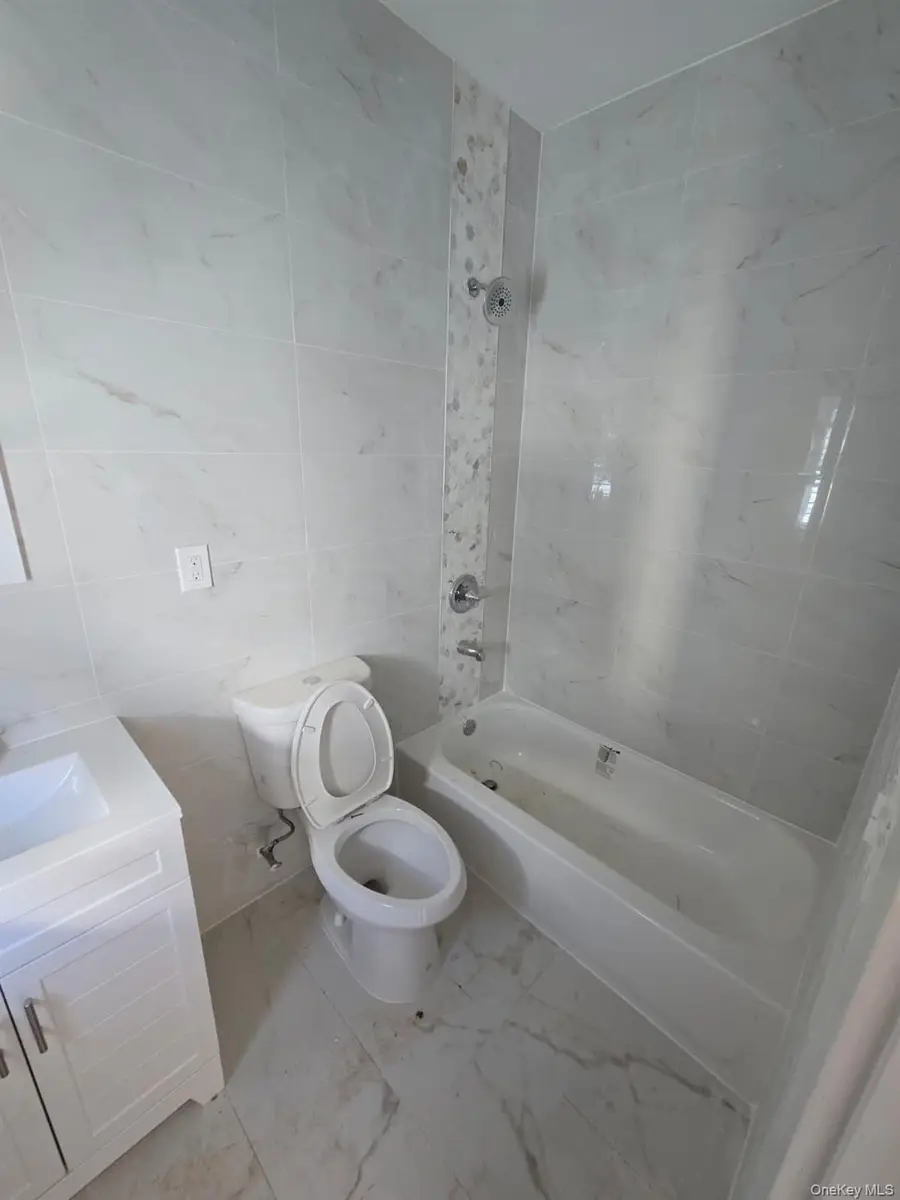 453 Beach 45 St, Far Rockaway, NY 11691 - Image #2