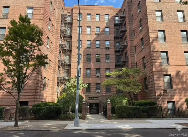 99-63 66th Avenue #F11, Rego Park, NY 11374