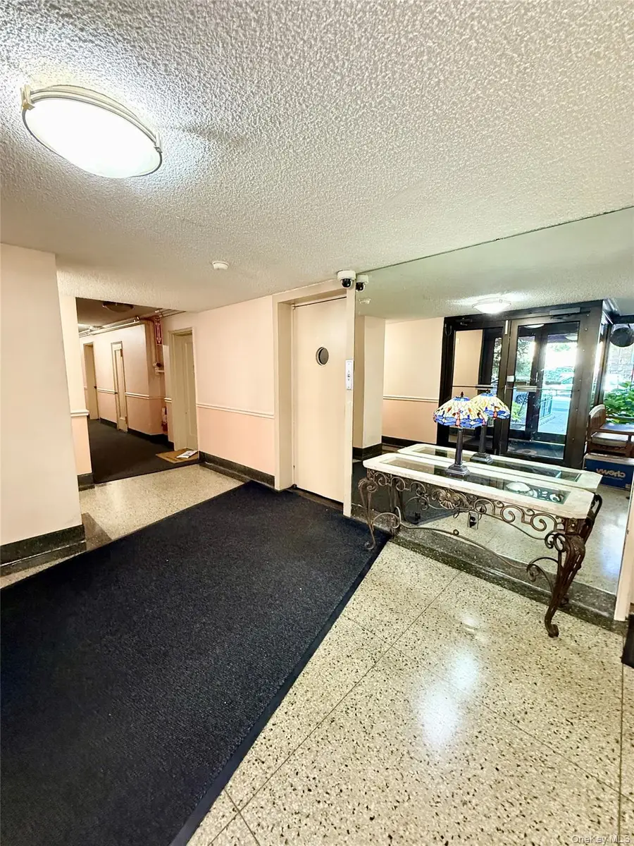 30 Fleetwood Avenue #2D, Mount Vernon, NY 10552 - Image #2