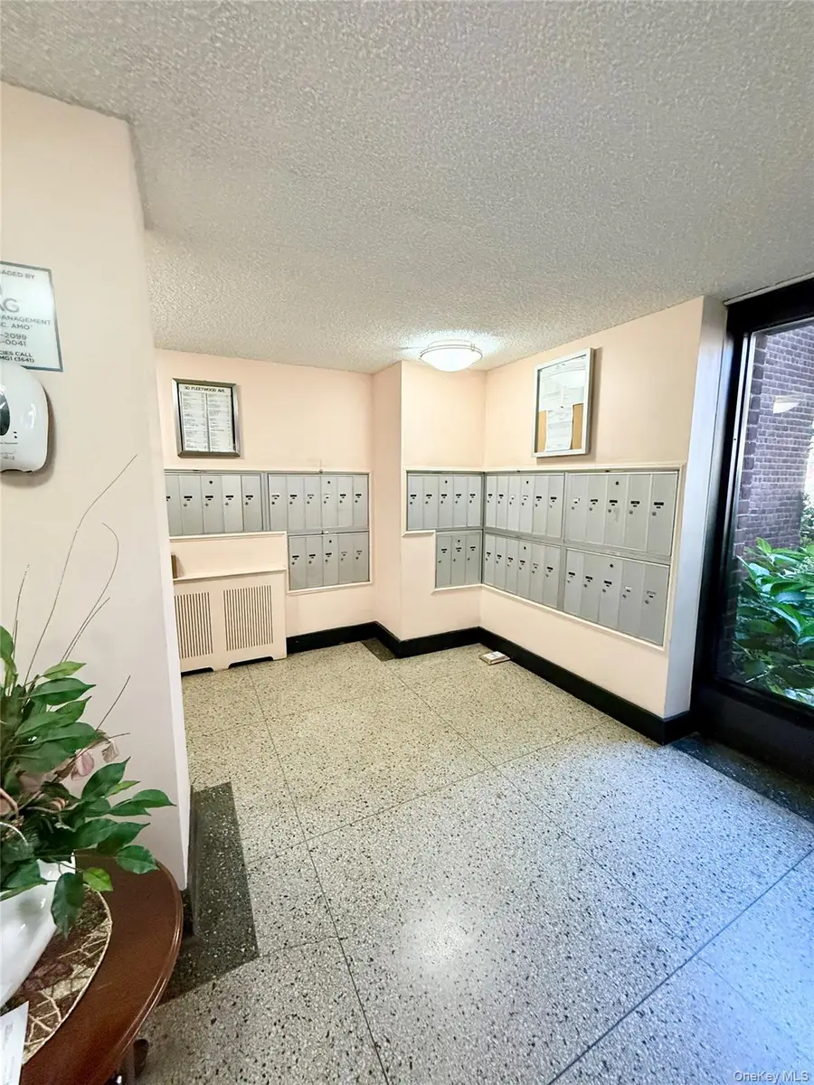 30 Fleetwood Avenue #2D, Mount Vernon, NY 10552 - Image #3