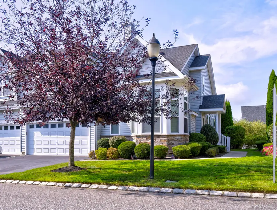 60 Pacific Dunes Court, Medford, NY 11763 - Image #2