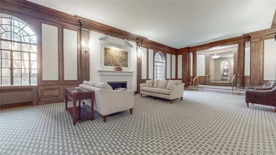 84-51 Beverly Rd #2W, Kew Gardens, NY 11415 - Image #2