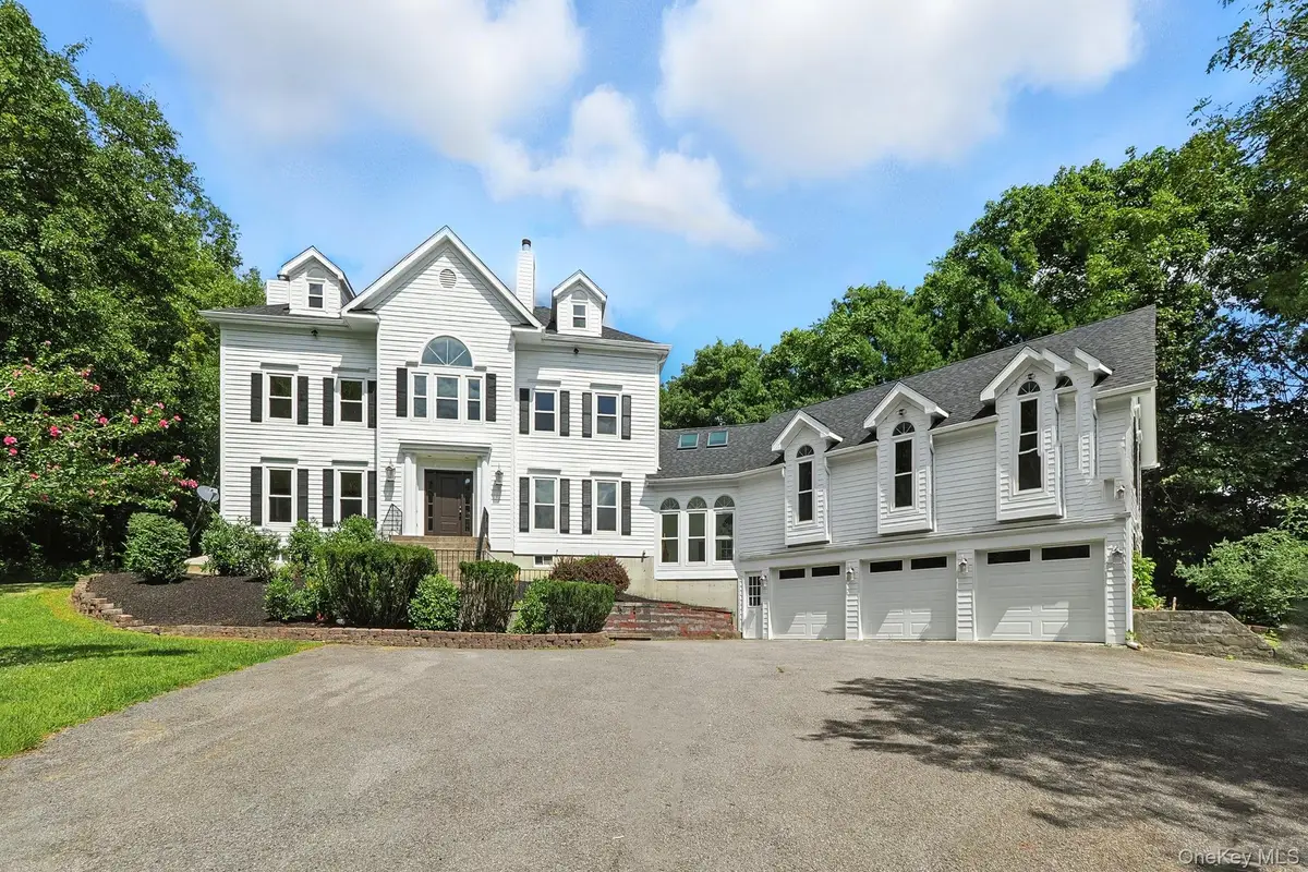 19 Friendship Lane, Red Hook, NY 12571 - Image #1