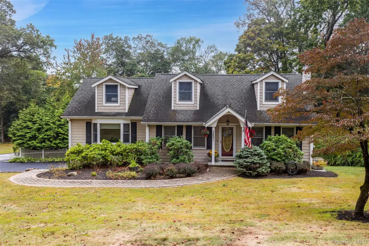 3801 Valleyview Street, Mohegan Lake, NY 10547 - Image #1