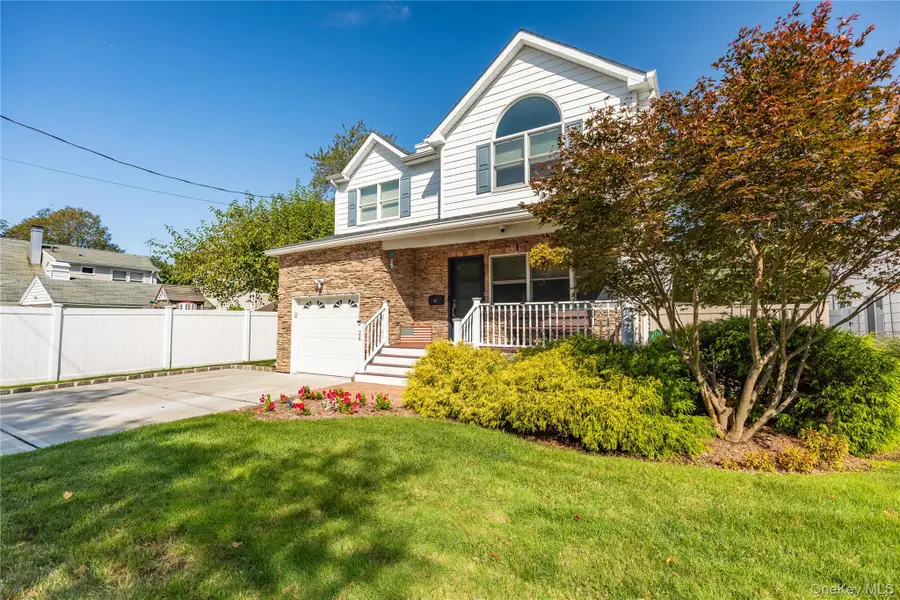 26 Kearney Avenue, Bethpage, NY 11714 - Image #3