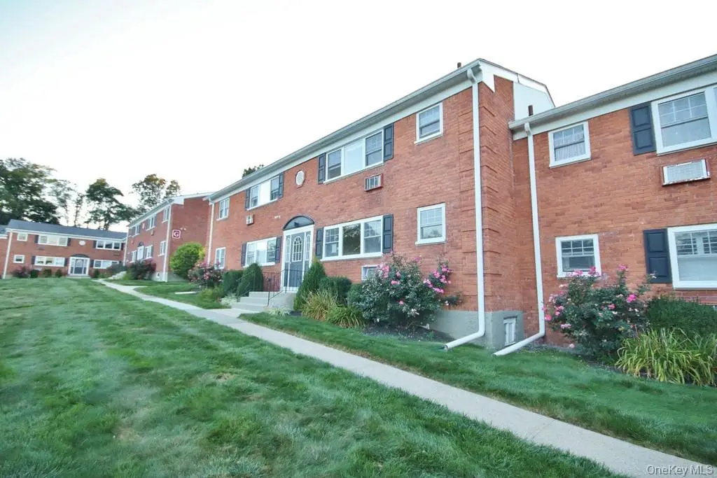 1879 Crompond Road #F-15, Peekskill, NY 10566 - Image #1