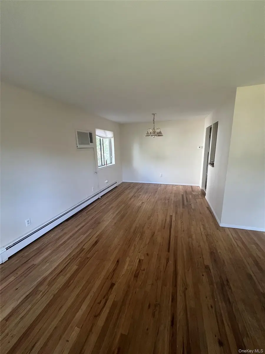 10 Cedarhurst Avenue, Selden, NY 11784 - Image #3