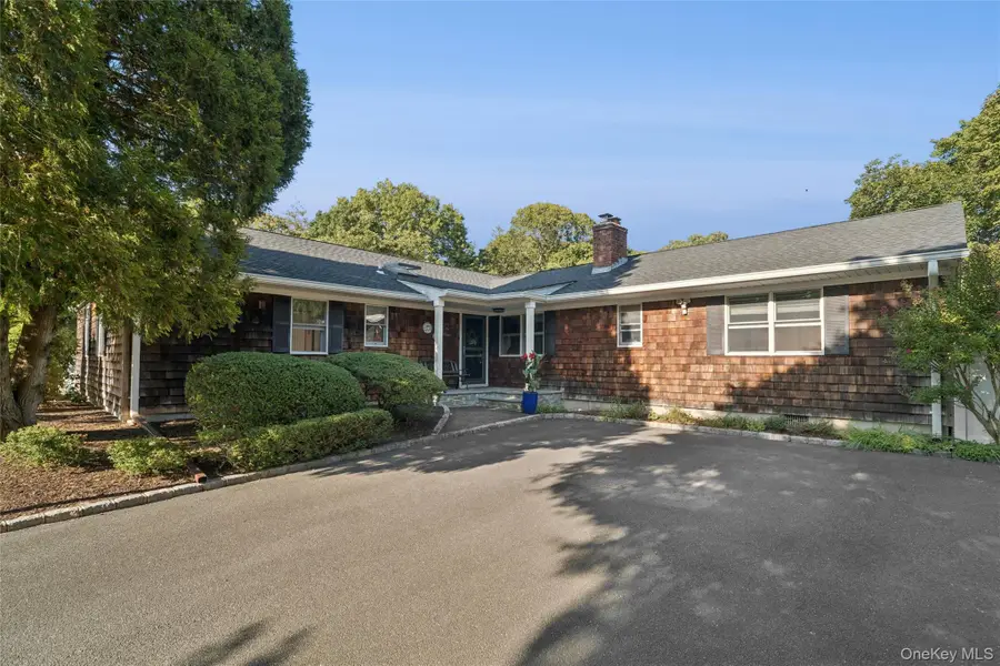 9 Monte Lane, Center Moriches, NY 11934 - Image #3