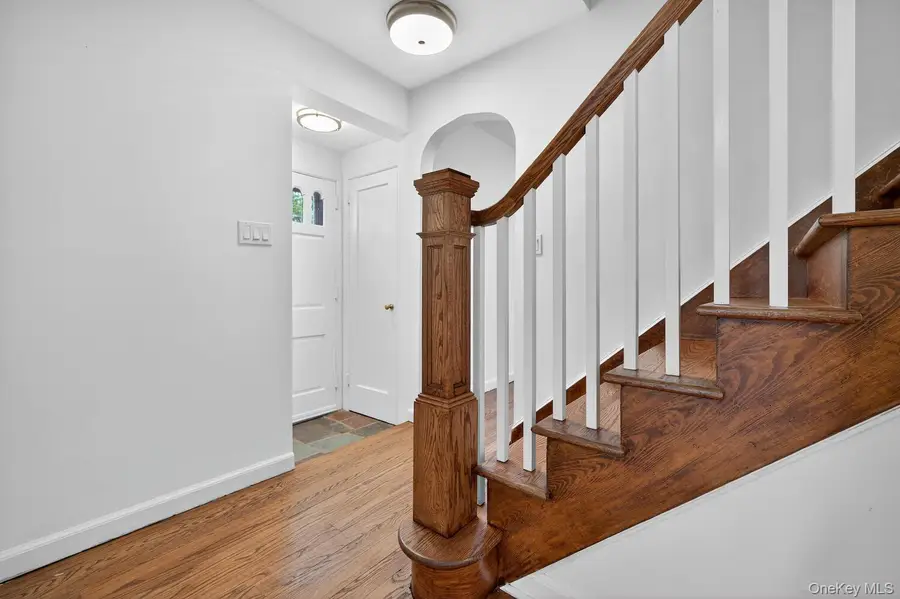 175 North Street, Locust Valley, NY 11560 - Image #3