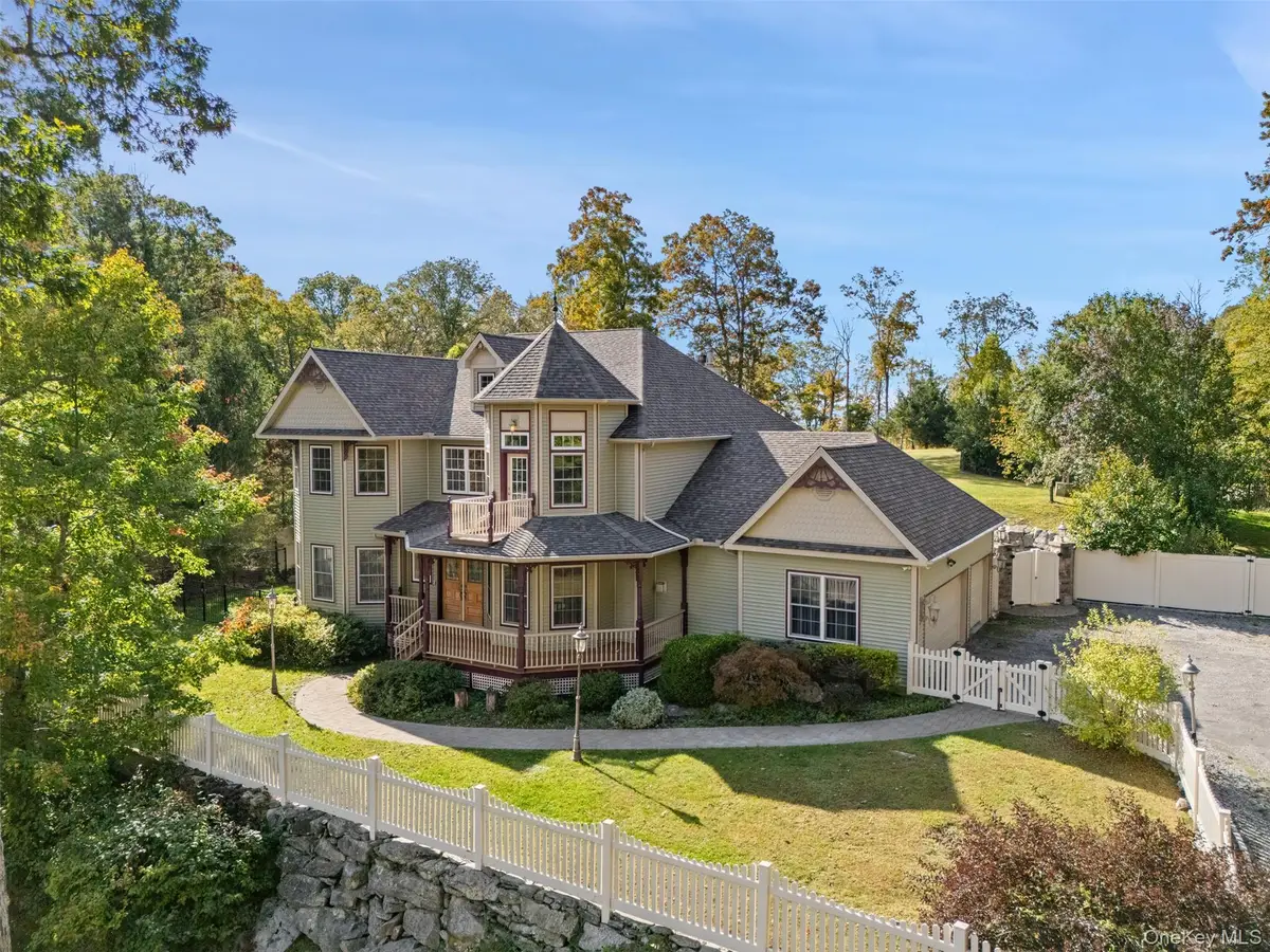 211 Woodmont Road, Hopewell Junction, NY 12533 - Image #1