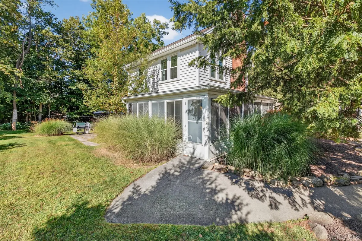 90 Forester Avenue, Warwick, NY 10990 - Image #1