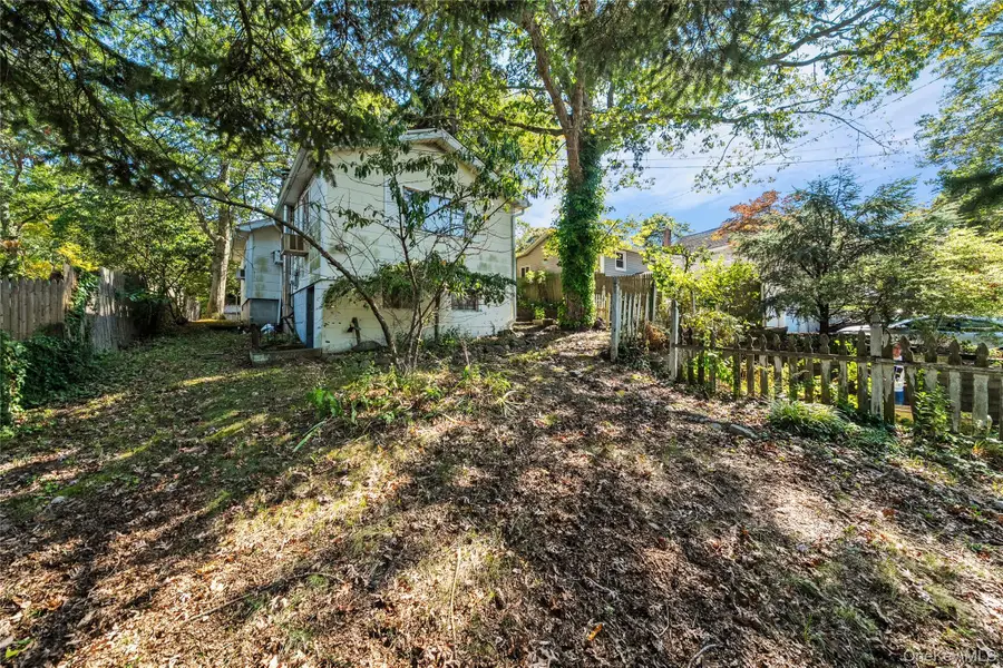 14 Whitestone Road, Sound Beach, NY 11789 - Image #3